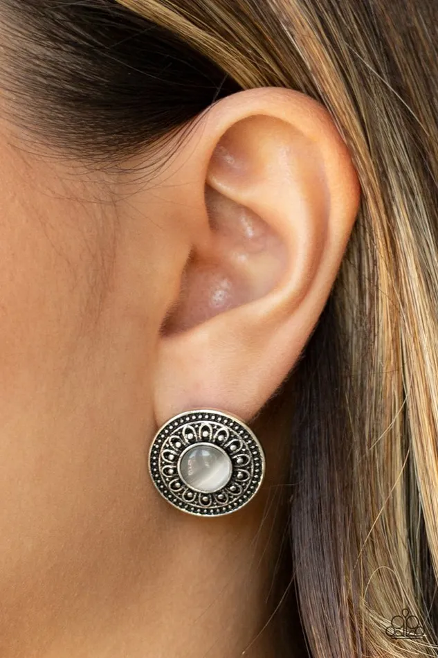 Earrings Paparazzi Jewelry Paparazzi Earring Fine Flora White