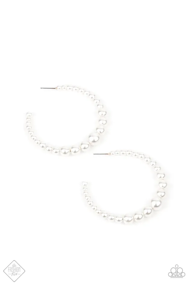 Earrings Paparazzi Jewelry Paparazzi Earring Glamour Graduate White