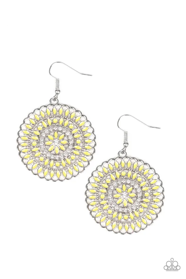 Earrings Paparazzi Jewelry Paparazzi Earring PINWHEEL and Deal Yellow