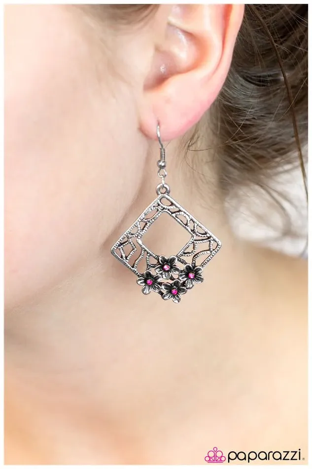 Earrings Paparazzi Jewelry Paparazzi Earring Window Shopping Pink