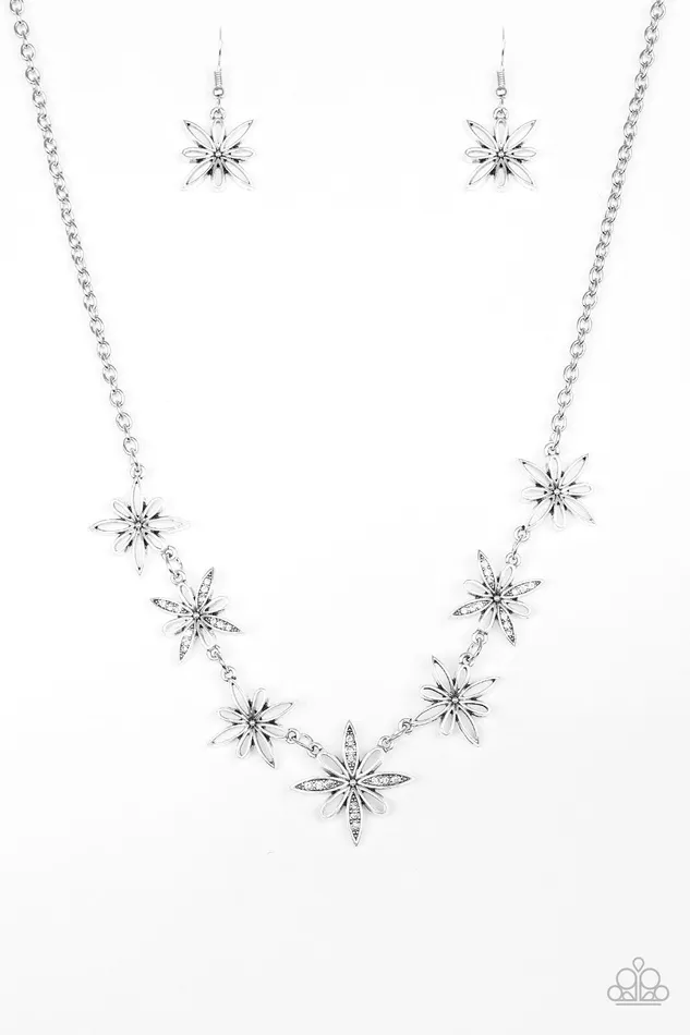 Necklaces Paparazzi Jewelry Paparazzi Necklace Decked Out In Daisies White