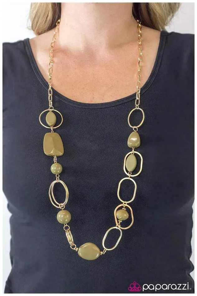 Necklaces Paparazzi Necklace Geo Queen Green Paparazzi Jewelry