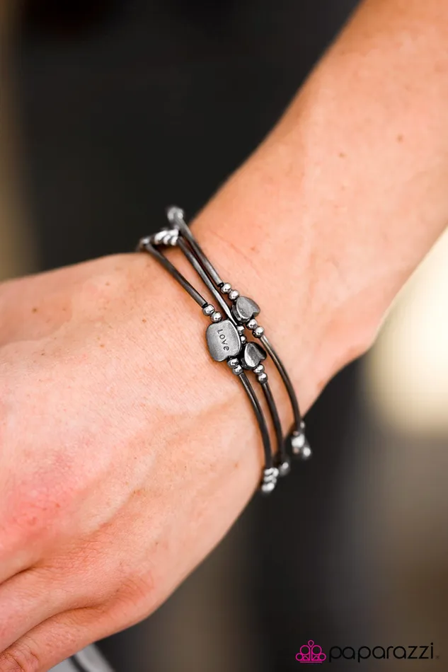 Paparazzi Bracelet Labor Of Love Black Paparazzi Jewelry Bracelets
