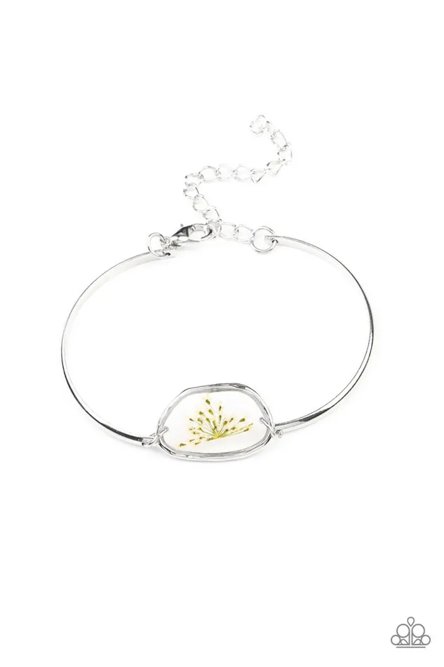 Paparazzi Bracelet Prairie Paradise White Paparazzi Jewelry Bracelets Paparazzi Bracelet Prairie Paradise White Paparazzi Jewelry Bracelets