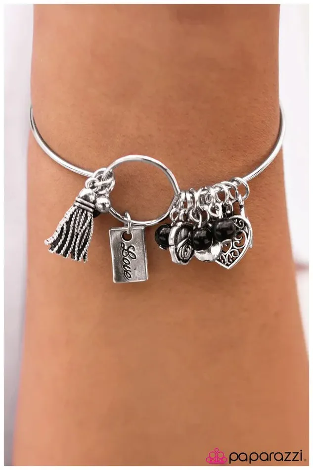 Paparazzi Bracelet Wherefore Art Thou Romeo Black Paparazzi Jewelry Bracelets