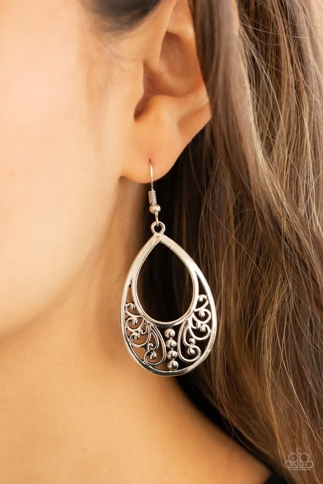 Paparazzi Earring Stylish Serpentine Silver Paparazzi Jewelry Earrings
