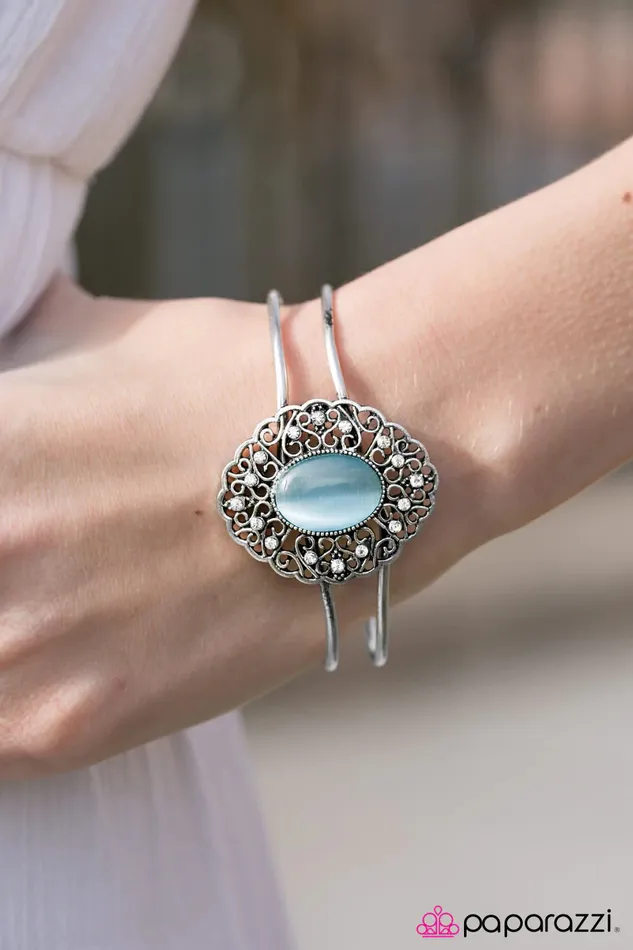 Paparazzi Jewelry Bracelets Paparazzi Bracelet Icy Icing Blue