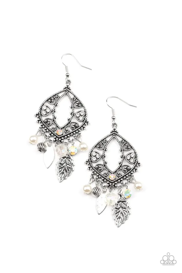 Paparazzi Jewelry Earrings Paparazzi Earring Garden Picnic White