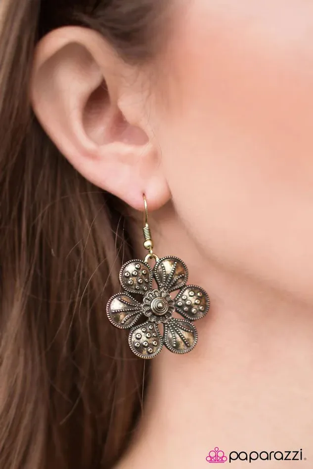Paparazzi Jewelry Earrings Paparazzi Earring Girl Tribe Brass