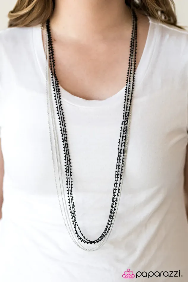 Paparazzi Jewelry Necklaces Paparazzi Necklace The Latest Rage Black