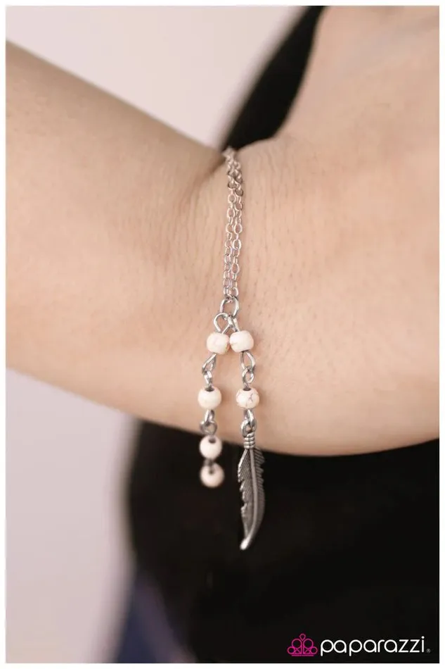 Paparazzi Jewelry Paparazzi Bracelet Wind Glider White Bracelets