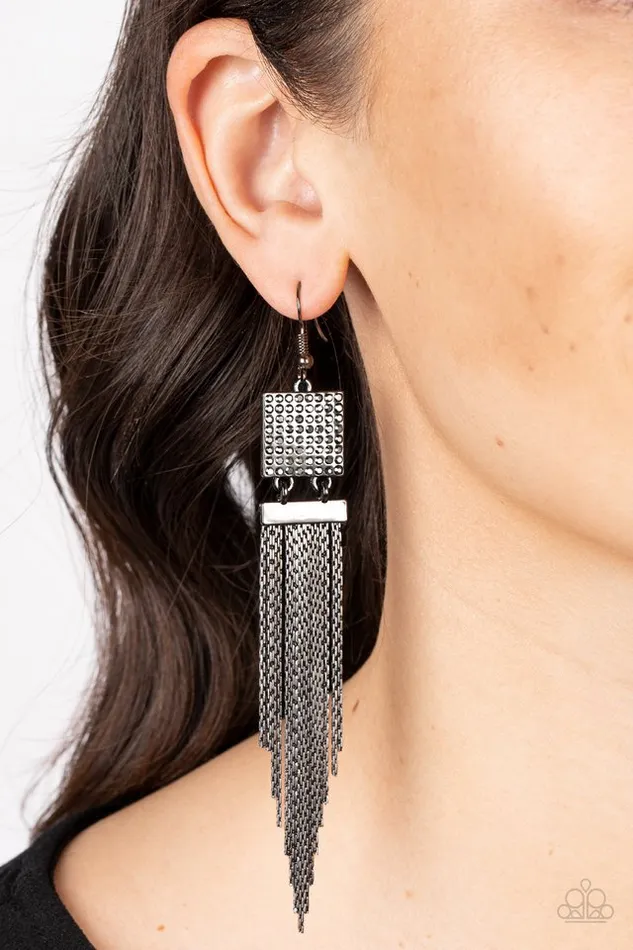 Paparazzi Jewelry Paparazzi Earring Dramatically Deco Black Earrings