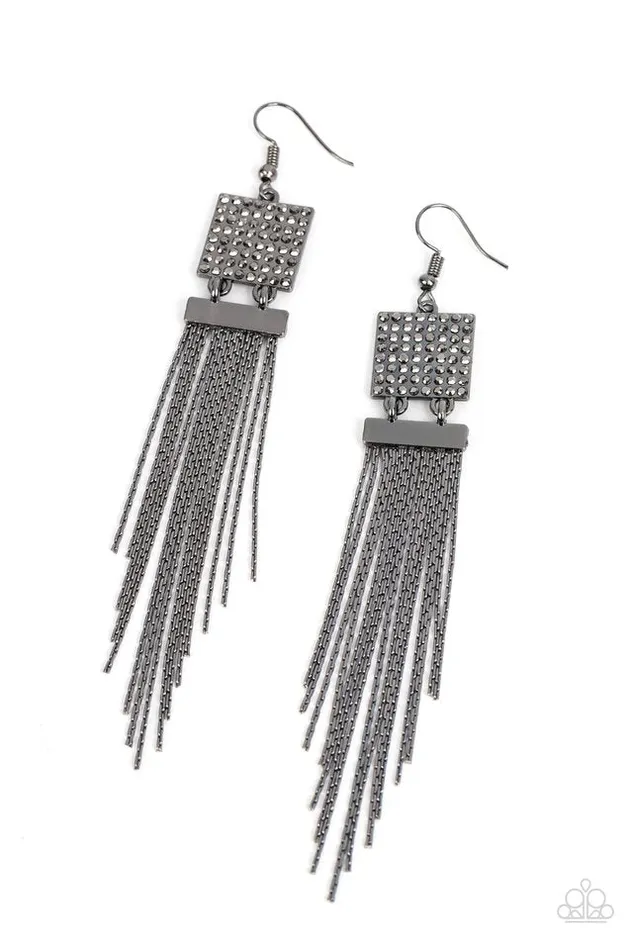 Paparazzi Jewelry Paparazzi Earring Dramatically Deco Black Earrings Paparazzi Jewelry Paparazzi Earring Dramatically Deco Black Earrings
