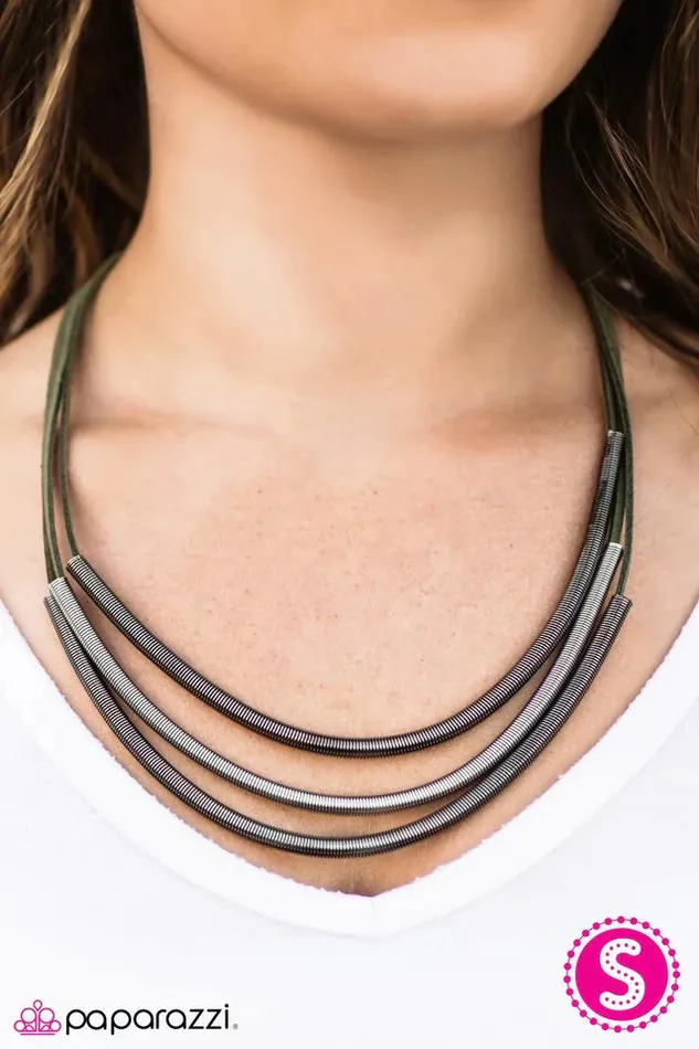 Paparazzi Necklace SPRING Me To Life Green Paparazzi Jewelry Necklaces