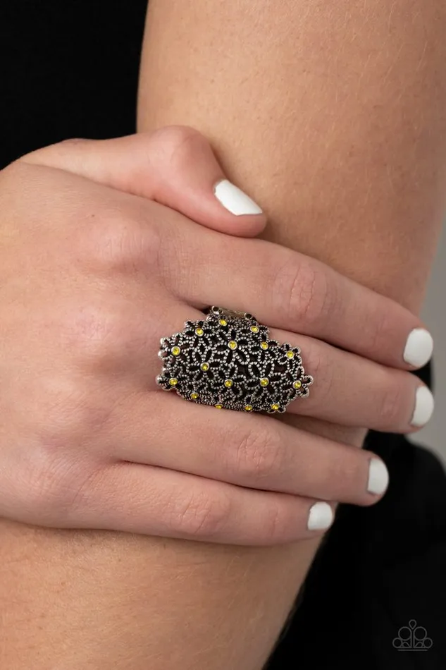 Rings Paparazzi Jewelry Paparazzi Ring Youre a Sunflower Yellow