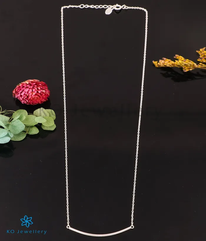 Imported Necklaces The Minimus Silver Necklace