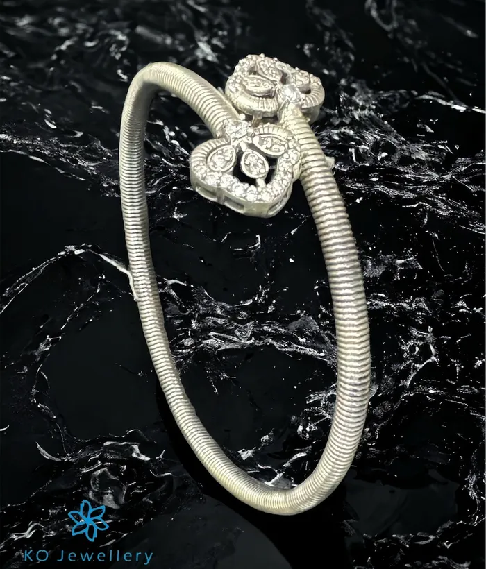 Jaipur The Sylvan Silver Flexible Open Bracelet Bracelets