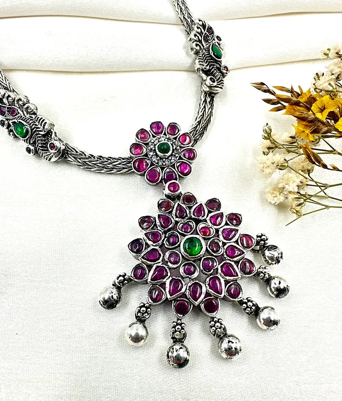 Necklaces Silversmith The Swayam Silver Kemp Necklace Oxidised