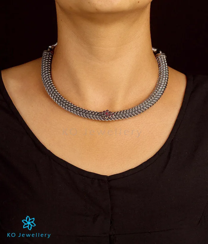 The Kavacha Silver Antique Necklace Silversmith Necklaces