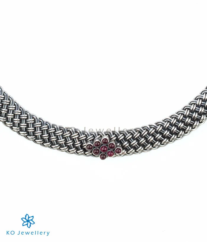 The Kavacha Silver Antique Necklace Silversmith Necklaces