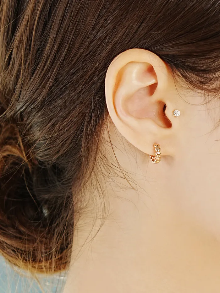 14K 18K Gold Lovely Heart Cartilage Hoop Earring MinimalBijoux Earrings