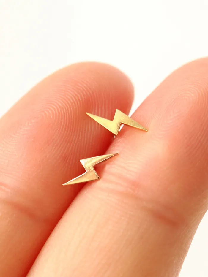 14K gold Dainty Lightning Bolt Cartilage Earring 18g16g MinimalBijoux Earrings