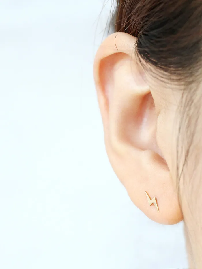 14K gold Dainty Lightning Bolt Cartilage Earring 18g16g MinimalBijoux Earrings