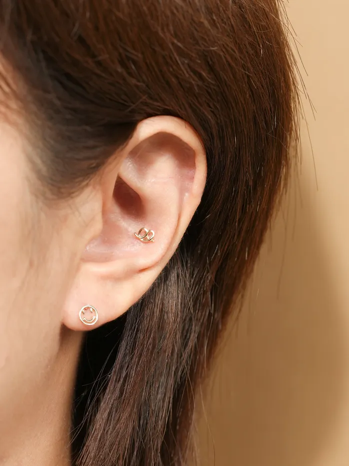 14K Gold Doodle Pretzel Cartilage Earring 20G MinimalBijoux Earrings