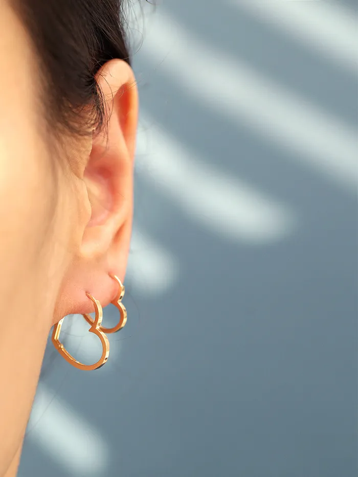 14K Gold Modern Heart Hoop Earring MinimalBijoux Earrings