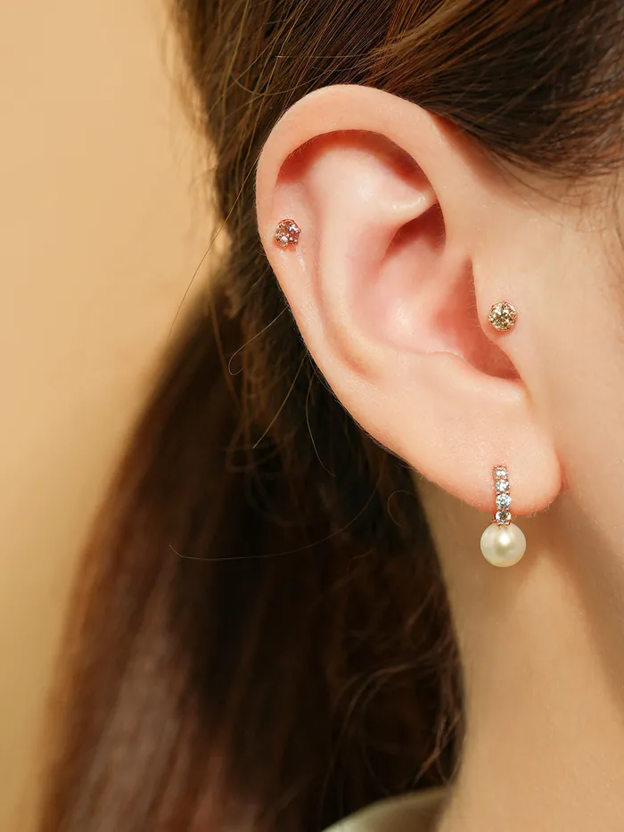 14K Gold Moissanite Imperial Dia Cartilage Earring 20G18G16G MinimalBijoux Earrings