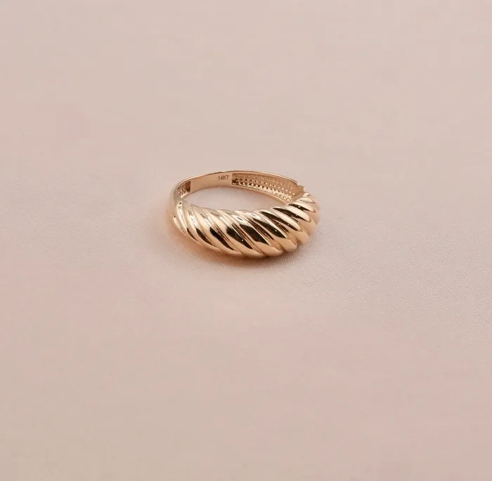 AB and J Rings 14K Gold Womens Ring RG3238 AB and J Rings 14K Gold Womens Ring RG3238