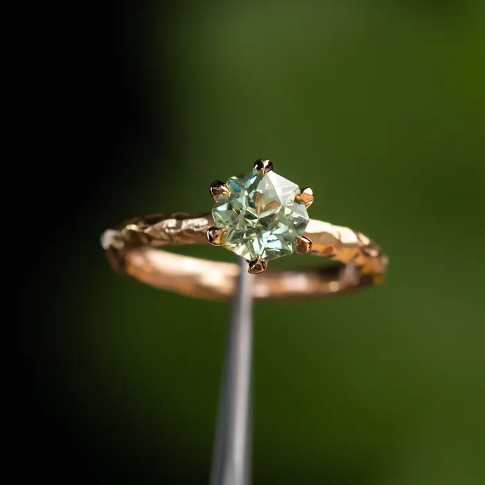 Anueva Jewelry PreStyled Sets 144ct Fancy Octagon Montana Sapphire 6 Prong Evergreen Solitaire in 18K Rose Gold