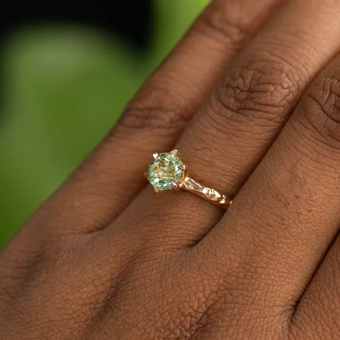 Anueva Jewelry PreStyled Sets 144ct Fancy Octagon Montana Sapphire 6 Prong Evergreen Solitaire in 18K Rose Gold