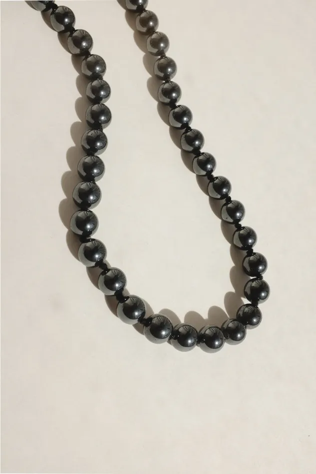 collectionno2 BLACK GLASS PEARL VINTAGE NECKLACE Necklaces