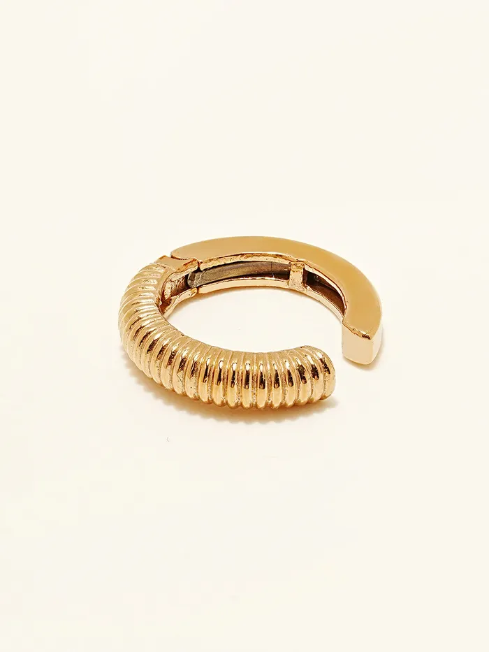 Earrings 14K Gold Larva Patterned Ear cuff MinimalBijoux