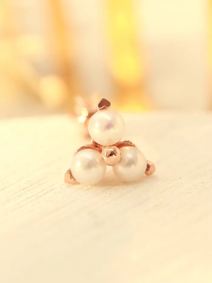 Earrings MinimalBijoux 14K Gold Heart Pearl Cartilage Earring 18G16G