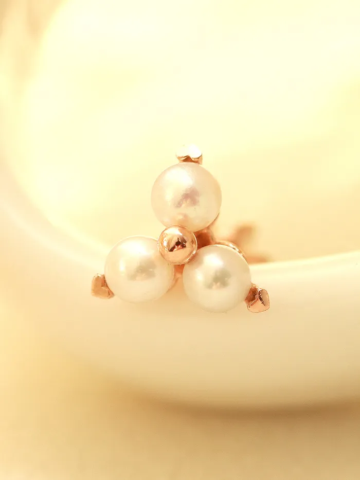 Earrings MinimalBijoux 14K Gold Heart Pearl Cartilage Earring 18G16G