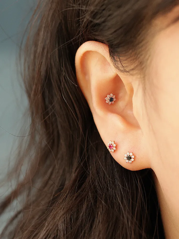 Earrings MinimalBijoux 14K Gold Mini Sun Flower Cartilage Earring 20G18G