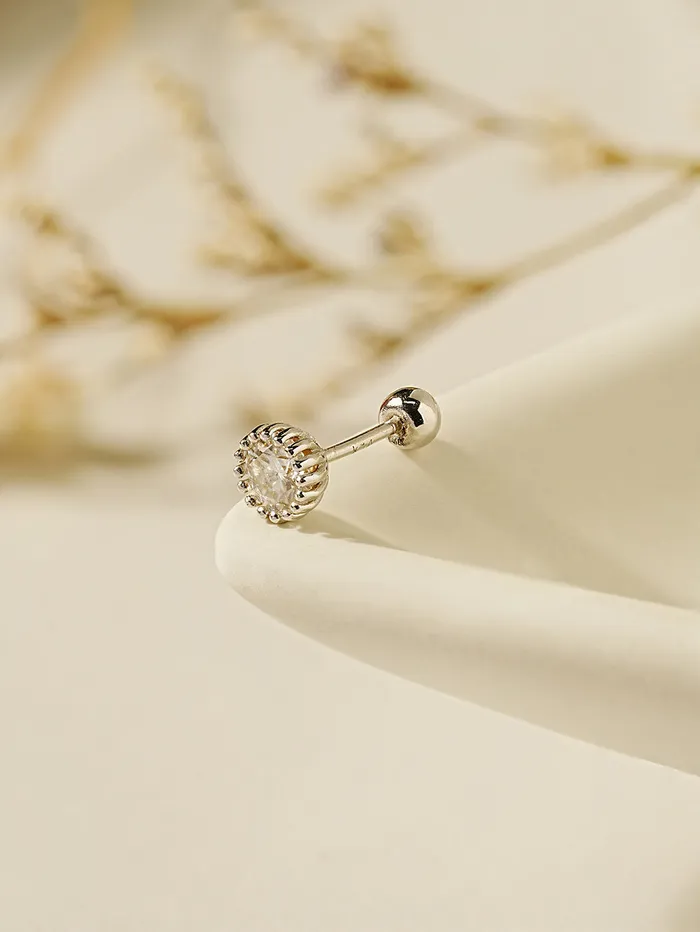 Earrings MinimalBijoux 14K Gold Moissanite Echo Cartilage Earring 20G18G16G