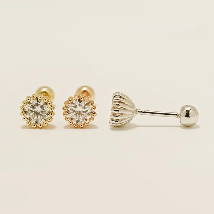 Earrings MinimalBijoux 14K Gold Moissanite Echo Cartilage Earring 20G18G16G