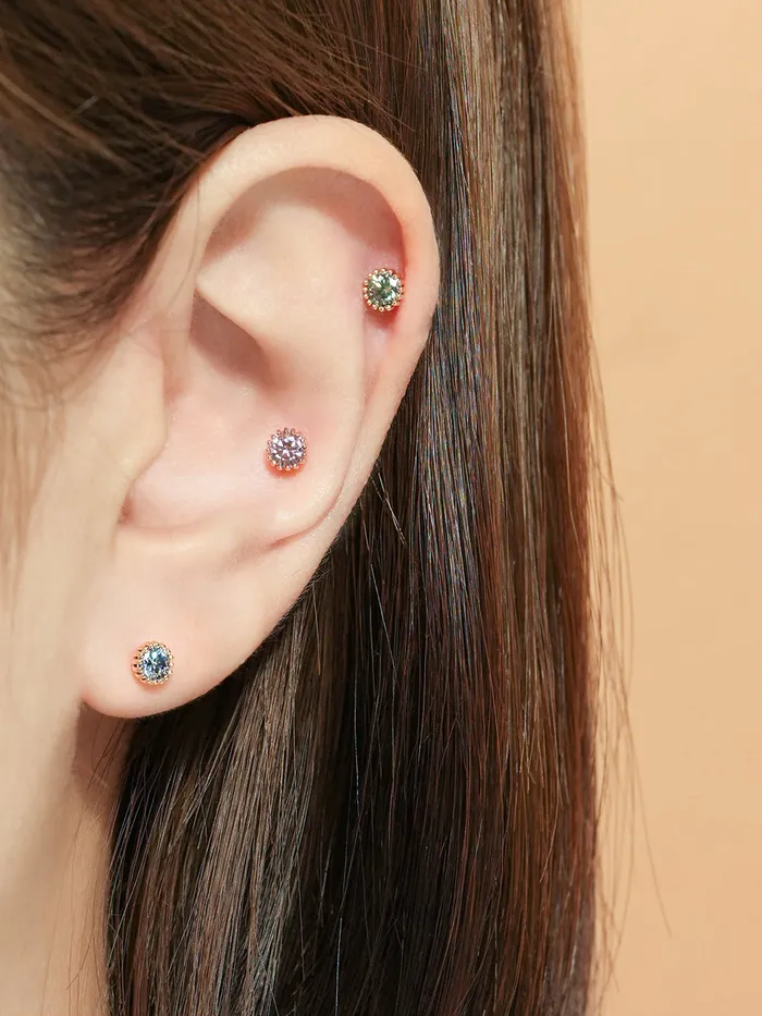 Earrings MinimalBijoux 14K Gold Moissanite Echo Cartilage Earring 20G18G16G