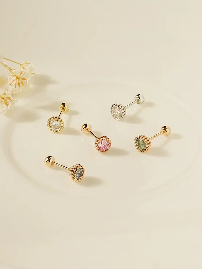 Earrings MinimalBijoux 14K Gold Moissanite Echo Cartilage Earring 20G18G16G