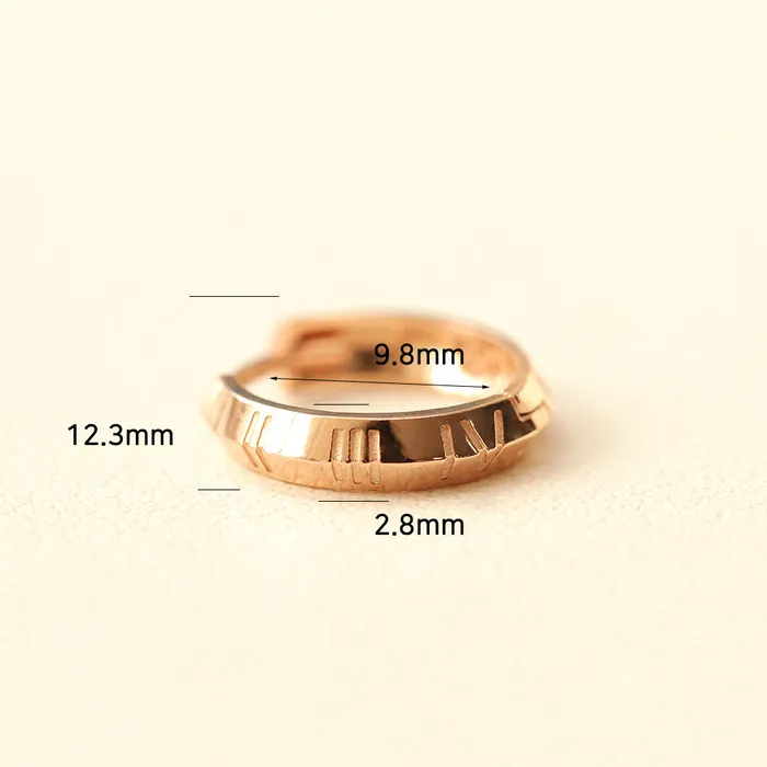 Earrings MinimalBijoux 14K Gold Roman Numbering Hoop Earring
