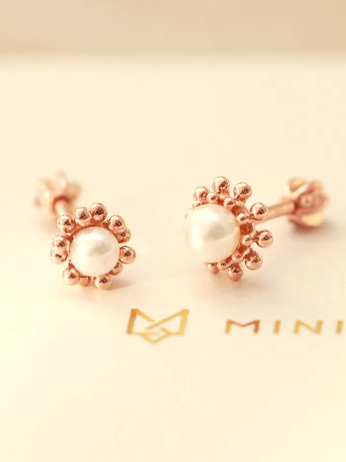 MinimalBijoux 14K Gold Bubble Pearl Cartilage Earring 18G16G Earrings