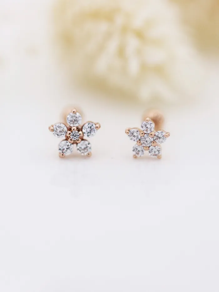 MinimalBijoux Earrings 14K Gold Best Flower Cartilage Earring 18G16G