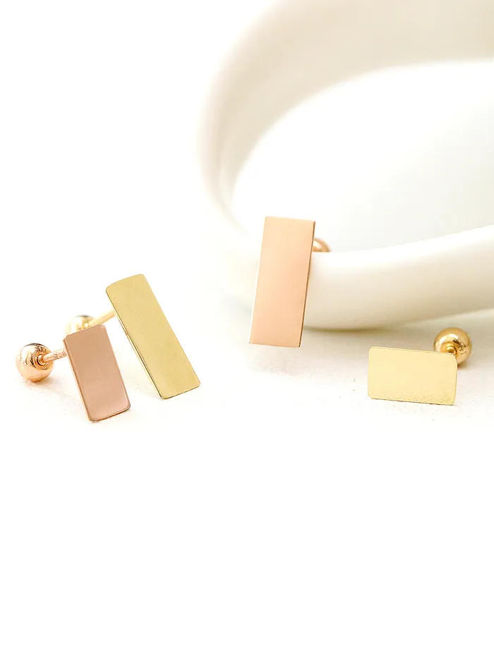 MinimalBijoux Earrings 14K gold Stick cartilage earring 20g