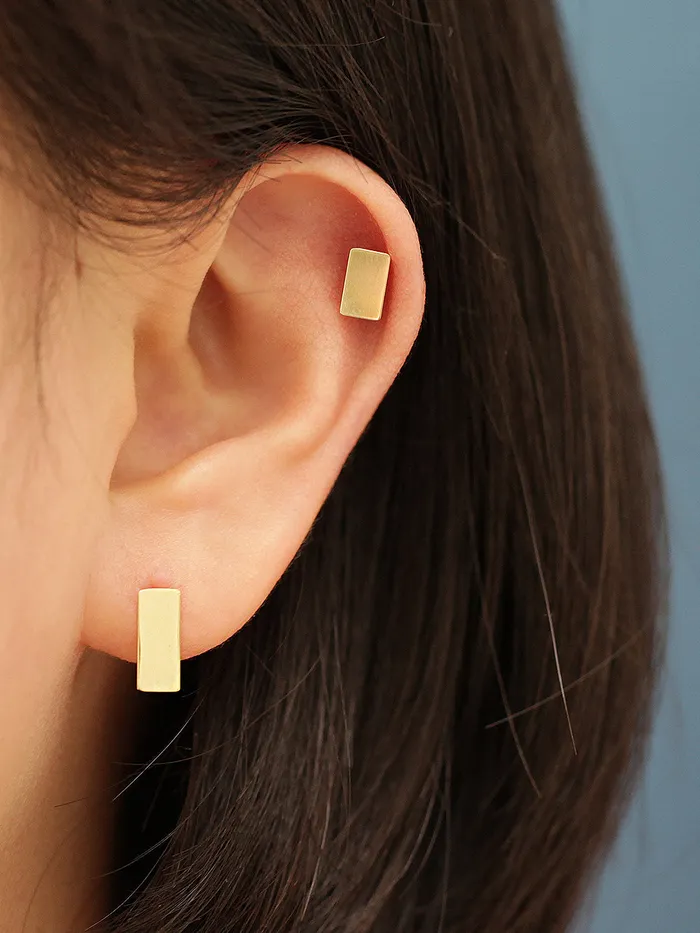 MinimalBijoux Earrings 14K gold Stick cartilage earring 20g