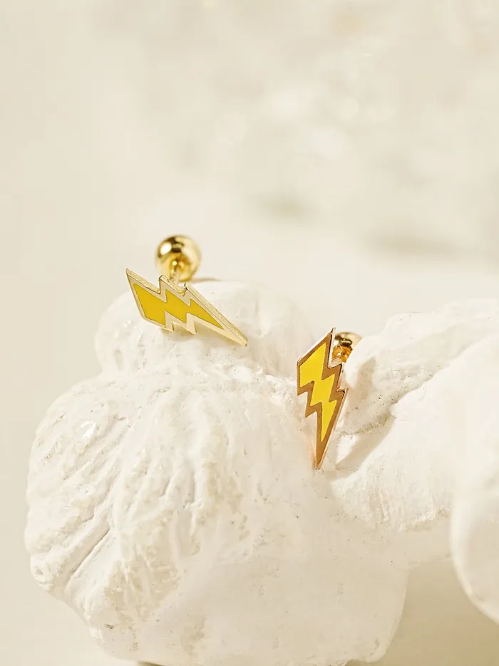 MinimalBijoux Earrings 14K Gold Vivid Thunder Cartilage Earring 20G