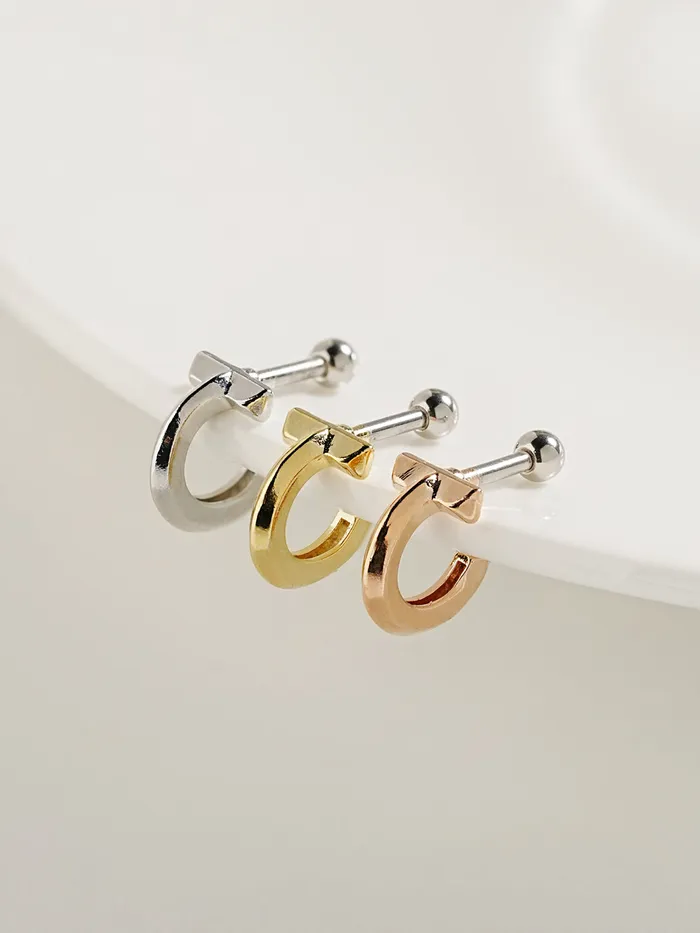 MinimalBijoux Earrings Motive Box Cartilage Ear Piercing 16G