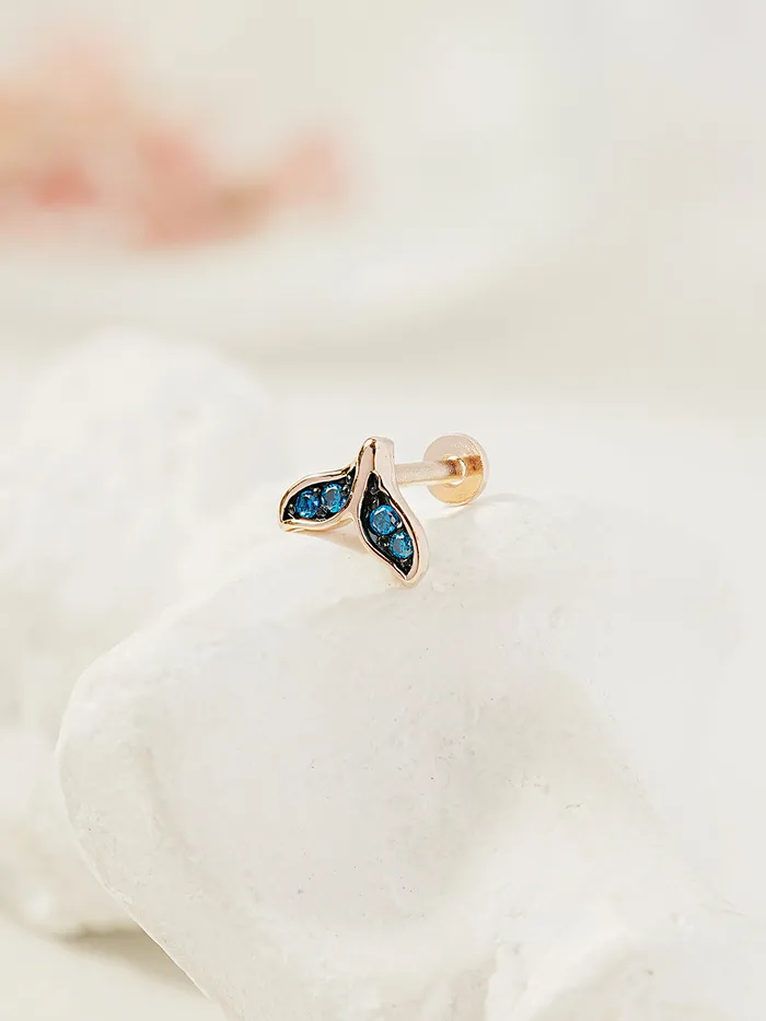 MinimalBijoux PreStyled Sets 14K Gold Whale Tale Cubic Internally Threaded Labret Piercing 18G16G